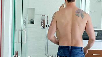 pornpros shower time blonde demands her morning dick eagerly