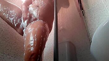 Hairy Latina Paty Bumbum masturbates in favela with passion