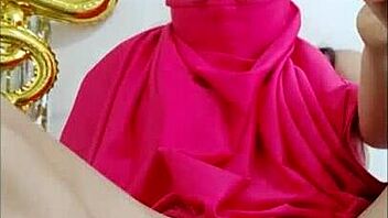 Did I nail my New Year challenge by dressing Indian and playing with my pussy?