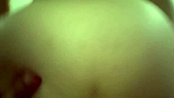 yo, this delivery guy with huge dick bangs juicy actress till he fills her up! 🔥