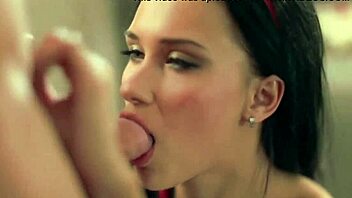 happiness with a perfect blowjob babe who sucks beautifully