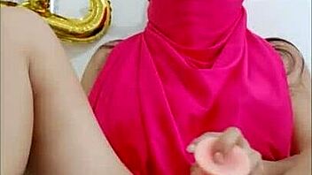 Did I nail my New Year challenge by dressing Indian and playing with my pussy?