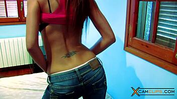 Fayna vergara webcam - sexy girl plays with her fake boobs