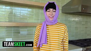 Arab Girl in Hijab Masturbates for Boyfriend