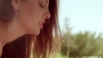 Can Real Lesbian Lovers Finger Each Other?