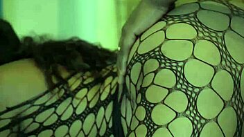 Watch me fuck my slut with a big cock!