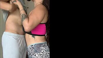 Damn! Housewife Slut Seduces Plumber for Quick Face Fuck!