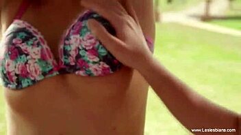 Tan girlfriends enjoy outdoor lesbian sex