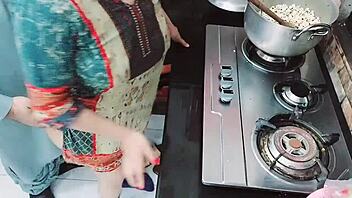indian wife cooked while husband took her backdoor