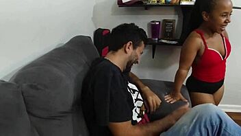 a an�zinha rabuda says, 'join the orgy'