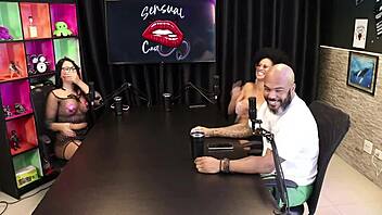 Horig visar tuttar efter snack om gangbang och DP, Tifany Rocha