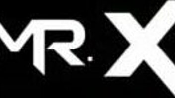 why are you showing your pussy in the restaurant during fashion business?