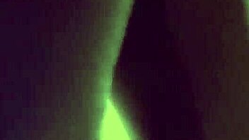 Culo grande después de gym a reventar