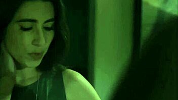 Lesbians Make Up After Fight With Anal Sex!