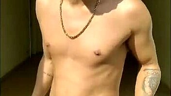 Serei Meu Pau na Bunda Oleosa Mandei Ficar de Quatro