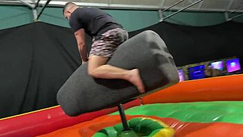 i rode the toro mecanico and got pissed on the street