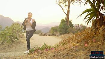 Naturally curvy blonde milf babe taking selfies outdoor!