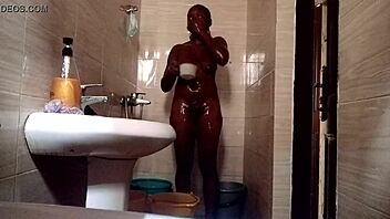 shower time with sweet kuzy