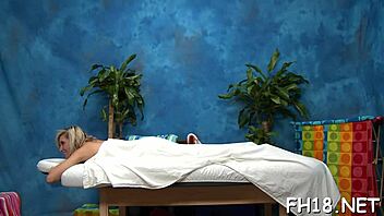 i'm the cute teen babe sucking fat penis roughly