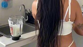 Enjoying breakfast preparation with beautiful latina 😊