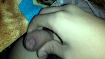 Sistya's sensual girlfriend with natural tits in 2025