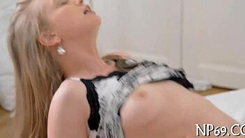 Teen eagerly samples guy's rough rod with sloppy blowjob