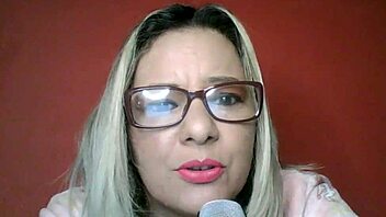 Starting with grandma, discovering hot biological mother