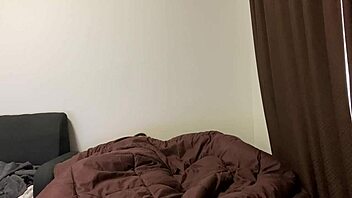 wanna see a kinky british mature in sticky hentai action tonight