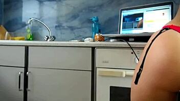 girl in garage goes topless twerking her big ass spreading wide on webcam for solo fun