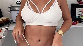 Enjoying breakfast preparation with beautiful latina 😊