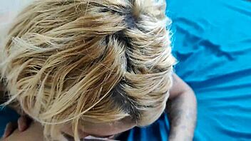 Menina Ensina Seu Amigo Gay Chupar Uma Buceta