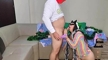 Homemade Christmas video with hot ass fucking scenes