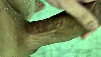 i cummed so good in the shower, it was awsome