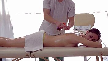 Aruna Aghora gets anal after a steamy massage session.