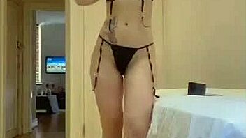 Alone at work, jerking off hidden!