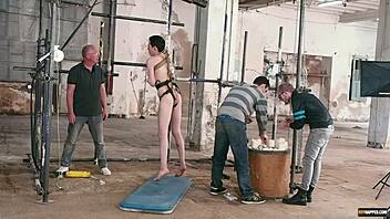 i'm the sub twink dominated by gay top jacking me off