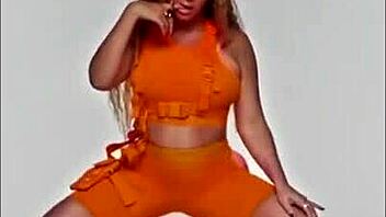 this is a tribute to beyonce in ivy park