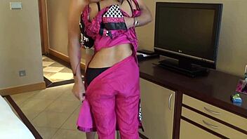 Sexy Indian couple dives into erotic bedroom action on Sexfundas com