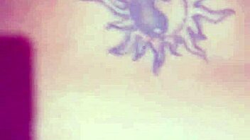 Horny milf achieves orgasm