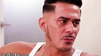 Gorgeous electra rayne LEADS bisexual THREESOME with hubby and friend