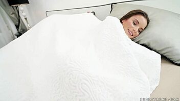 Young Anita Bellini adores older men for fun.