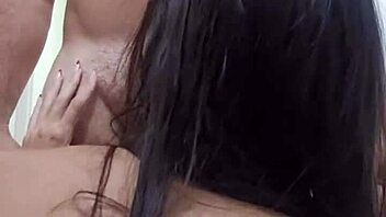 Sentada Bruta Da Rabuda No Pau Grande Completo No Red!