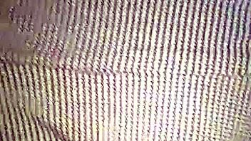 Zayıf Meksikalı Analde Acı ve Zevk Yaşar