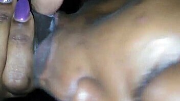 amateur satin sheetz givng head snippit