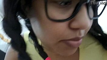 Colombian woman records video for husband in New York but ends up with neighbor.