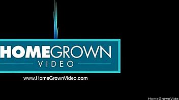 Exhibitionist couple just love to fuck and show off