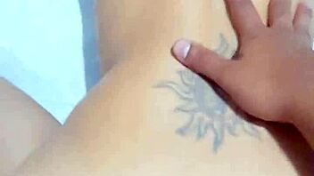 Horny milf achieves orgasm