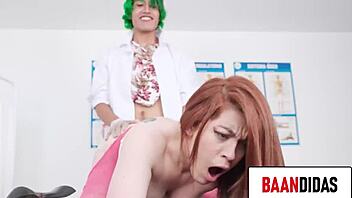 Sexo Público Arriscado ao Ar Livre com Moreninha 18+ em POV Cavalgada