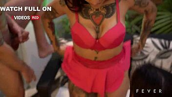 Trisal Relaxing In Summer House With Mrpeachvelvet, Lexi Mallet, Megan Devonne