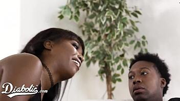 Wow, ebony babysitter’s big ass takes a hard pounding!